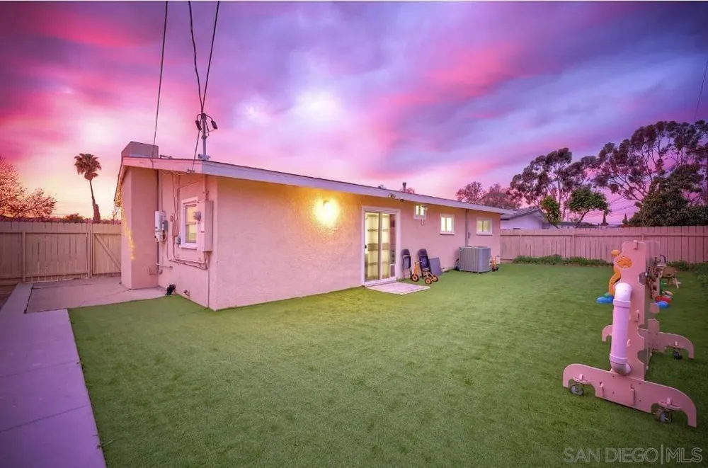 549 Marble St El Cajon, CA 92020