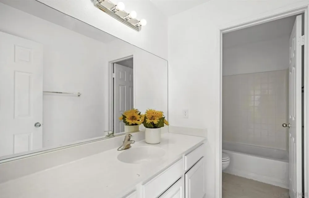 4190 Rainbow View Way Hemet, CA 92545
