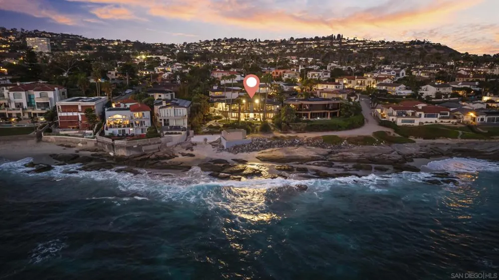 7136 Vista Del Mar Ave La Jolla, CA 92037