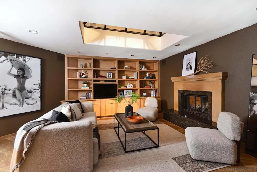 7136 Vista Del Mar Ave La Jolla, CA 92037
