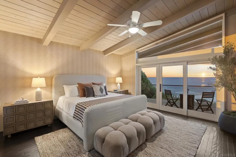 7136 Vista Del Mar Ave La Jolla, CA 92037
