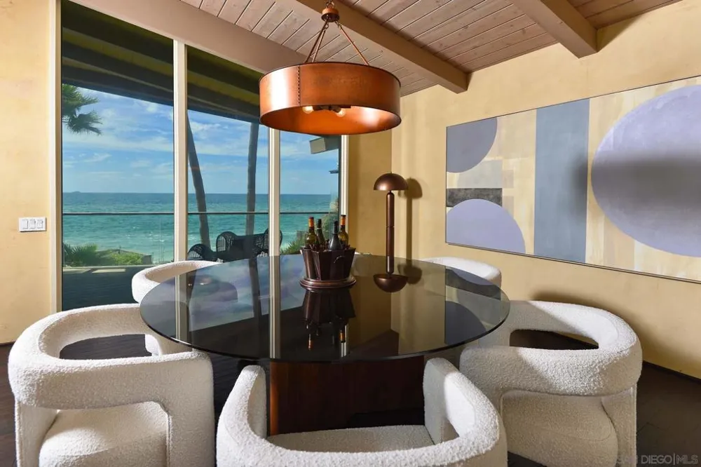7136 Vista Del Mar Ave La Jolla, CA 92037