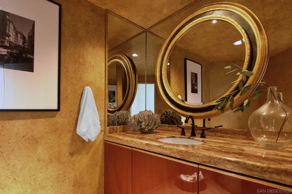 7136 Vista Del Mar Ave La Jolla, CA 92037