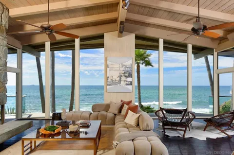 7136 Vista Del Mar Ave