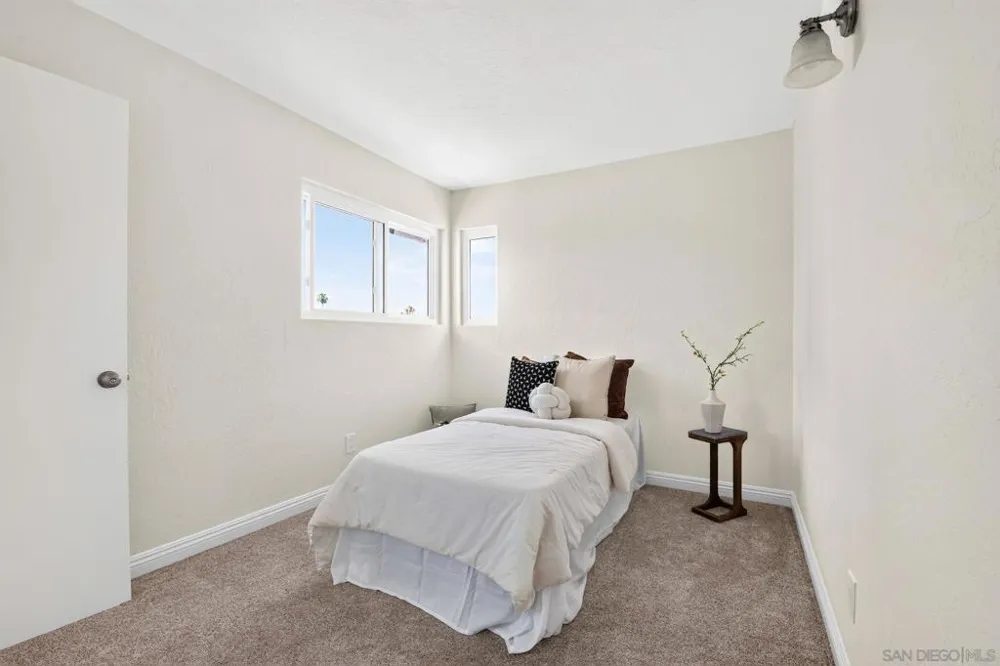10170 Lady Bess Way San Diego, CA 92126