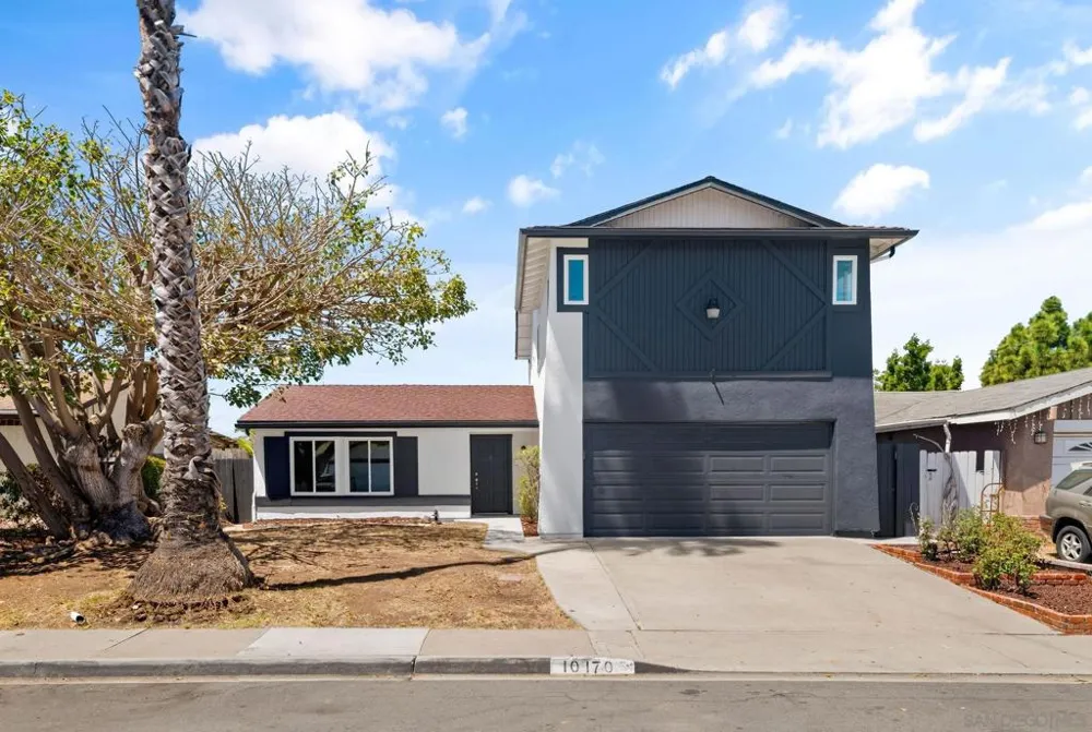 10170 Lady Bess Way San Diego, CA 92126