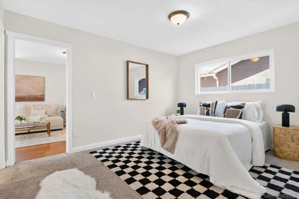 10170 Lady Bess Way San Diego, CA 92126