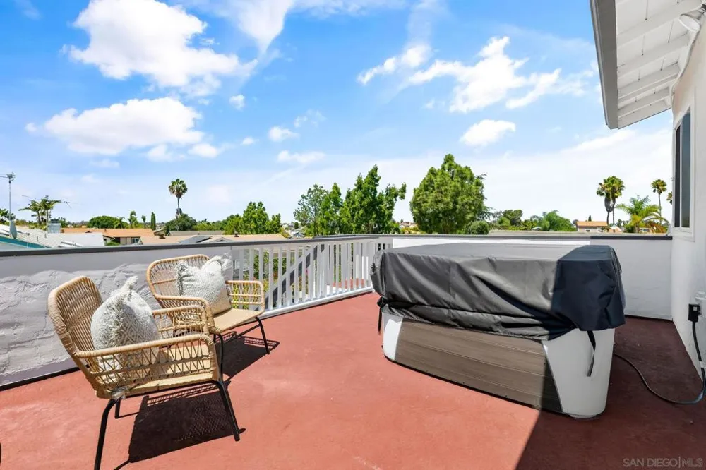10170 Lady Bess Way San Diego, CA 92126