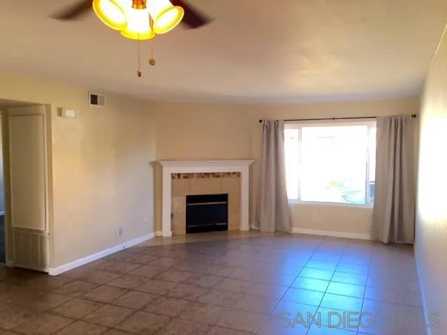9821 Caspi Gardens #8 Santee, CA 92071