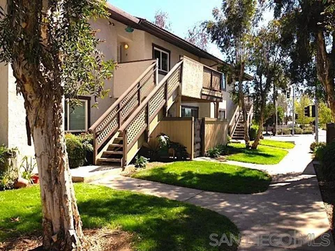 9821 Caspi Gardens #8