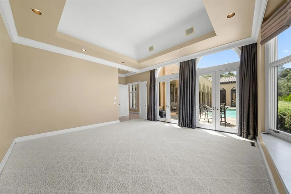 2302 Rue Adriane La Jolla, CA 92037
