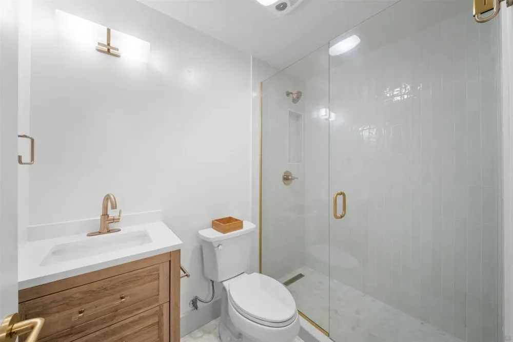 2302 Rue Adriane La Jolla, CA 92037