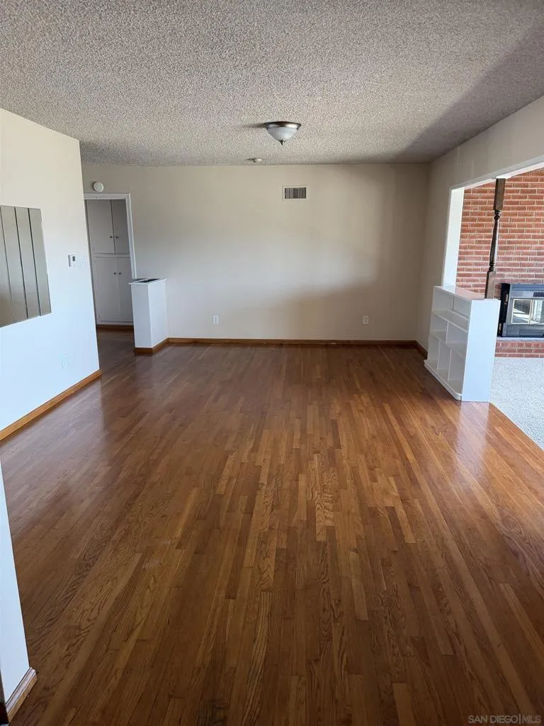 6412 Clara Lee Avenue San Diego, CA 92120