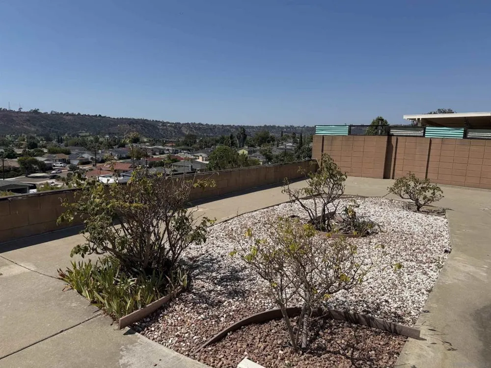 6412 Clara Lee Avenue San Diego, CA 92120