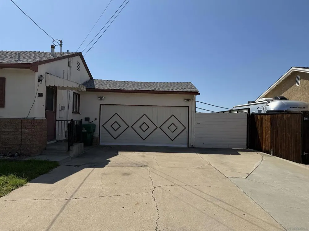 6412 Clara Lee Avenue San Diego, CA 92120