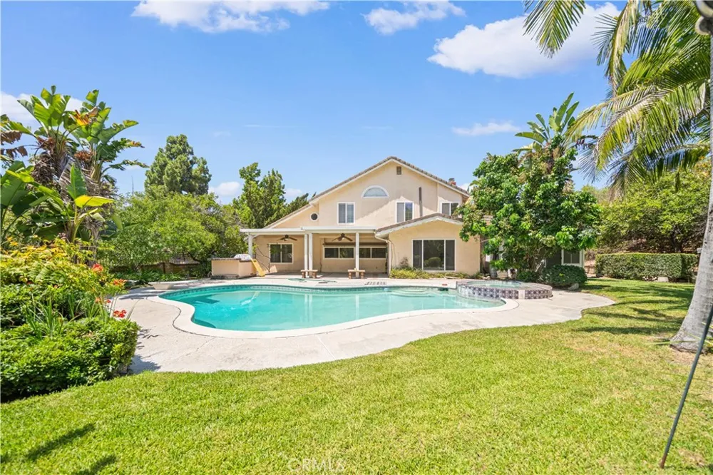 905 Bridle Path Lane Walnut, CA 91789
