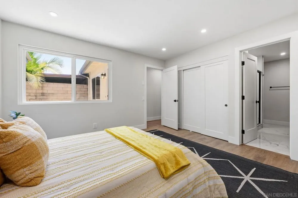 3738 Hickory Way Oceanside, CA 92057