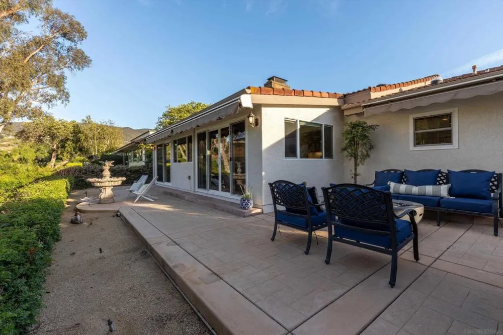 1157 San Pablo Dr San Marcos, CA 92078