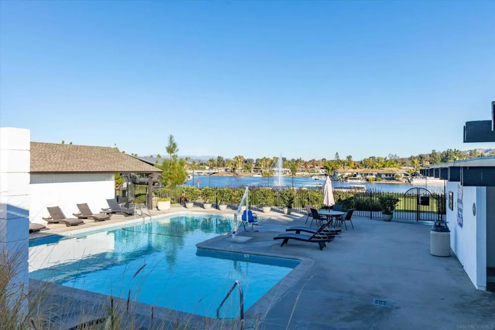 1157 San Pablo Dr San Marcos, CA 92078
