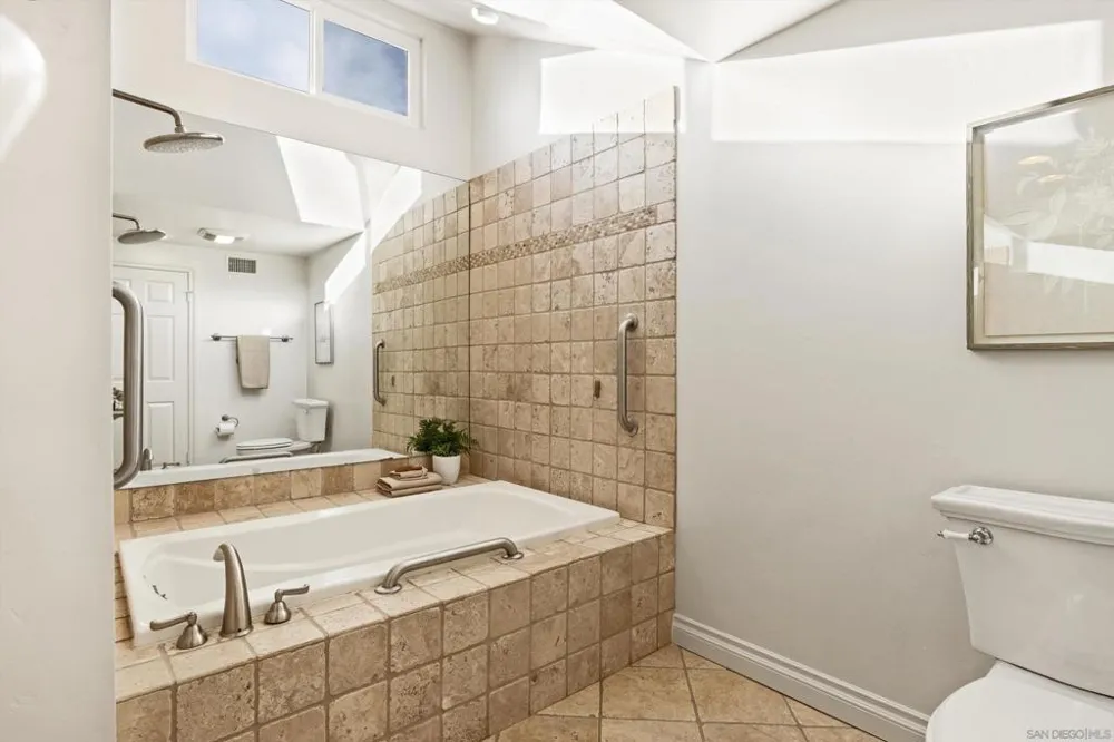 1157 San Pablo Dr San Marcos, CA 92078