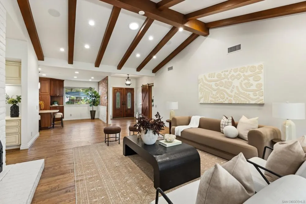 1157 San Pablo Dr San Marcos, CA 92078