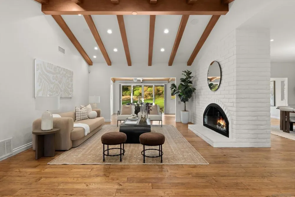 1157 San Pablo Dr San Marcos, CA 92078