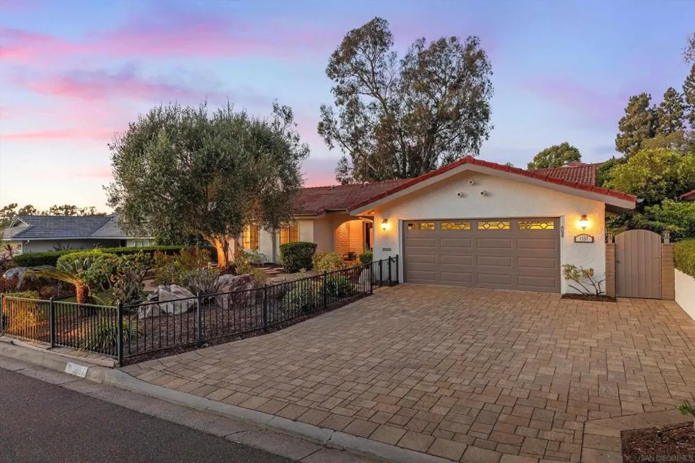 1157 San Pablo Dr San Marcos, CA 92078