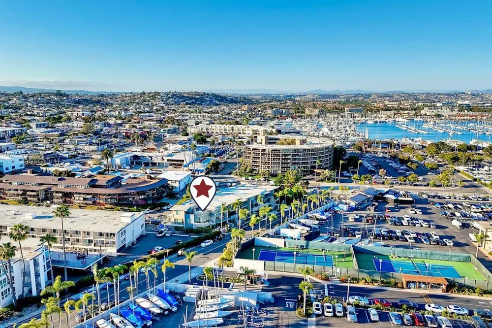 1052 Anchorage Ln San Diego, CA 92106