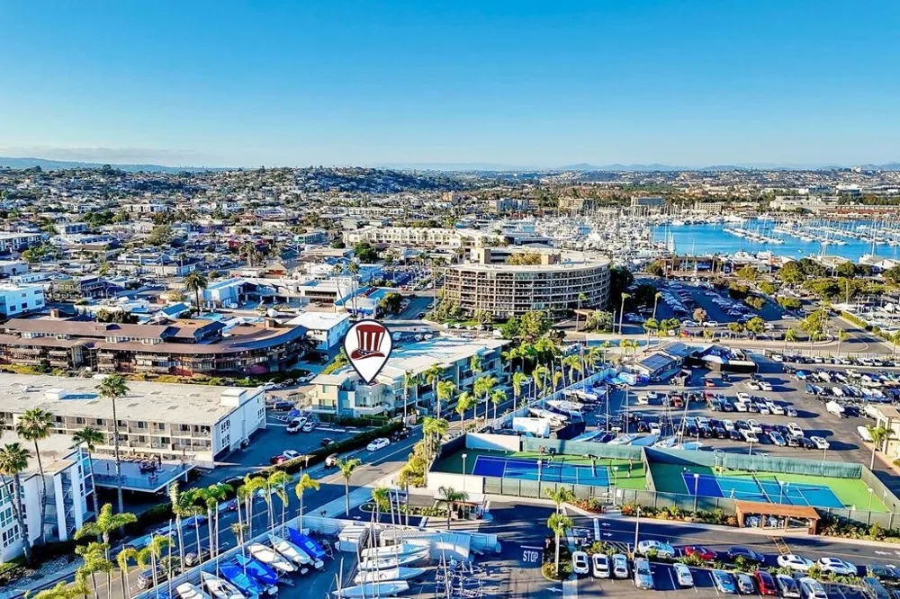 1052 Anchorage Ln San Diego, CA 92106