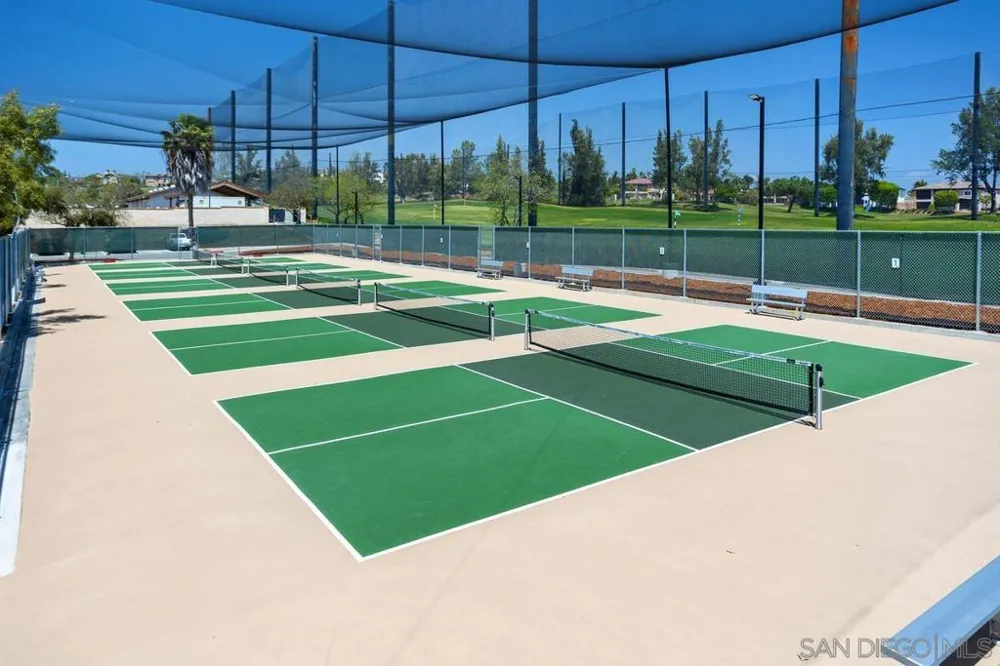1018 Bellingham Dr Oceanside, CA 92057