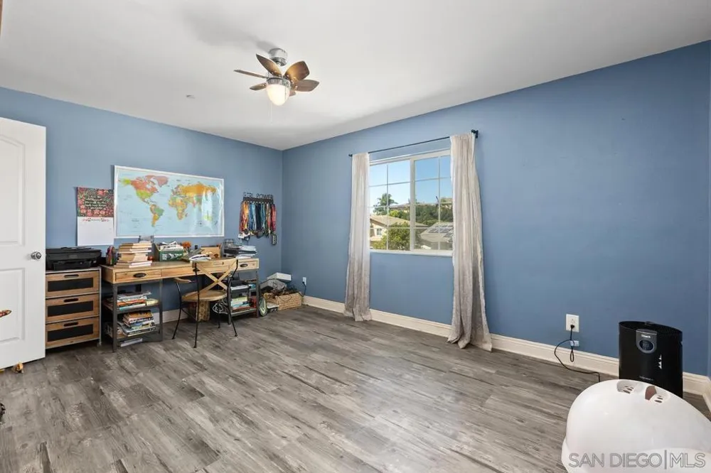 1018 Bellingham Dr Oceanside, CA 92057