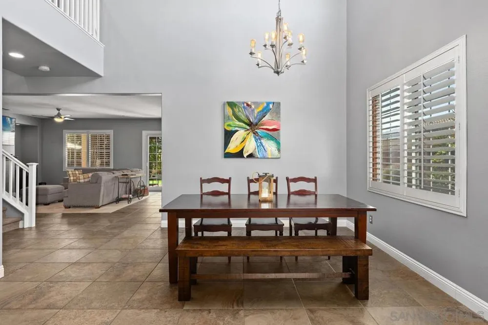 1018 Bellingham Dr Oceanside, CA 92057