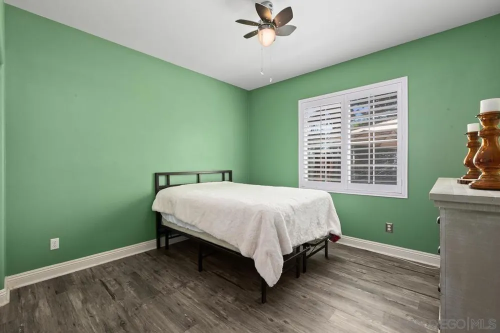 1018 Bellingham Dr Oceanside, CA 92057