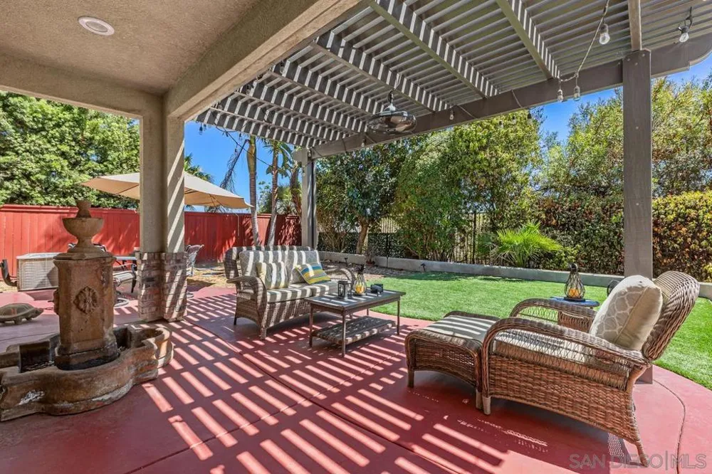 1018 Bellingham Dr Oceanside, CA 92057