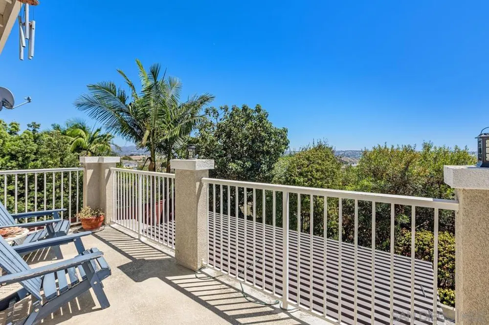 1018 Bellingham Dr Oceanside, CA 92057
