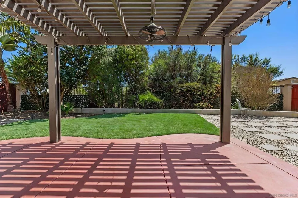 1018 Bellingham Dr Oceanside, CA 92057
