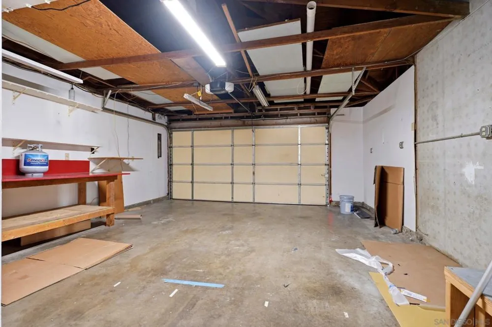 9744 Ramo Ct. Santee, CA 92071