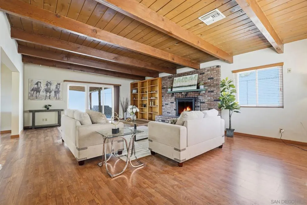 9744 Ramo Ct. Santee, CA 92071