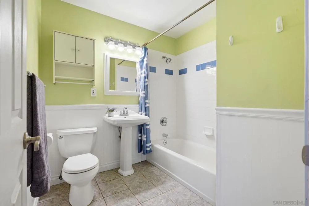 9744 Ramo Ct. Santee, CA 92071