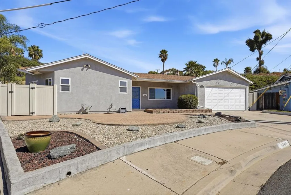 9744 Ramo Ct. Santee, CA 92071