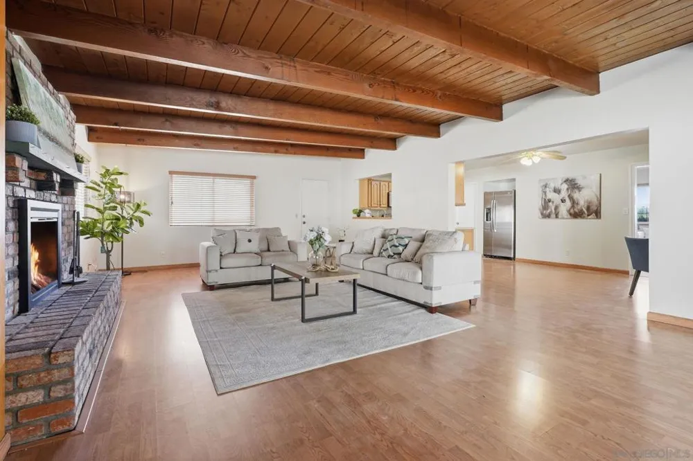 9744 Ramo Ct. Santee, CA 92071