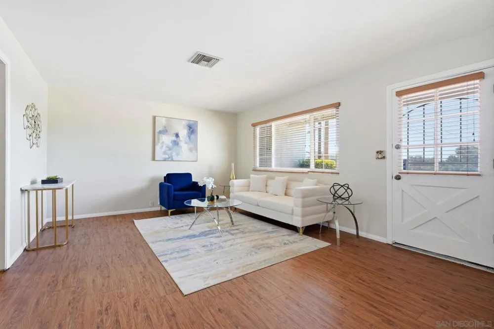 9744 Ramo Ct. Santee, CA 92071