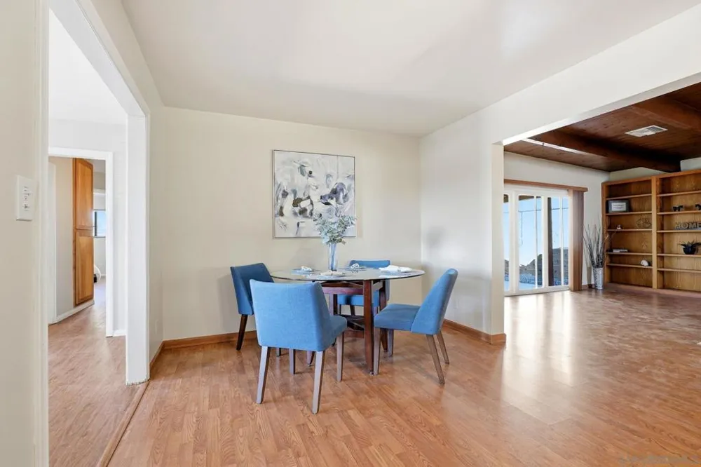 9744 Ramo Ct. Santee, CA 92071