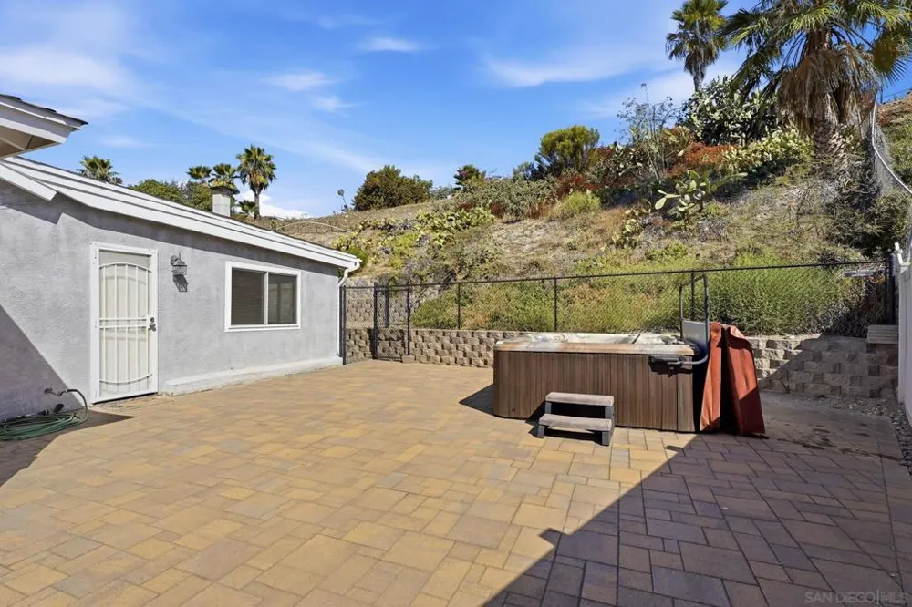 9744 Ramo Ct. Santee, CA 92071