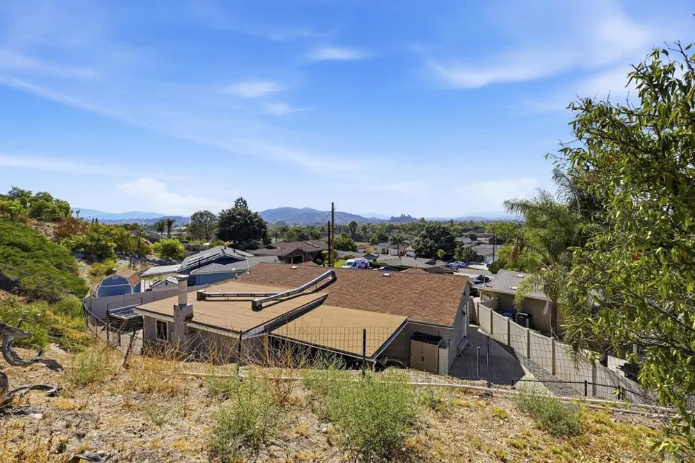 9744 Ramo Ct. Santee, CA 92071