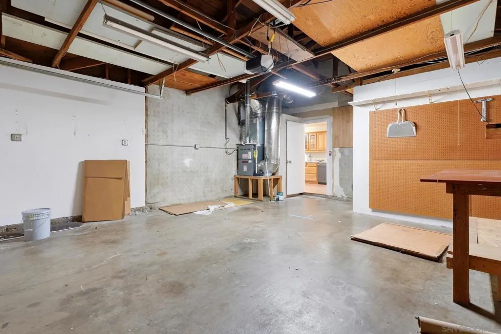 9744 Ramo Ct. Santee, CA 92071