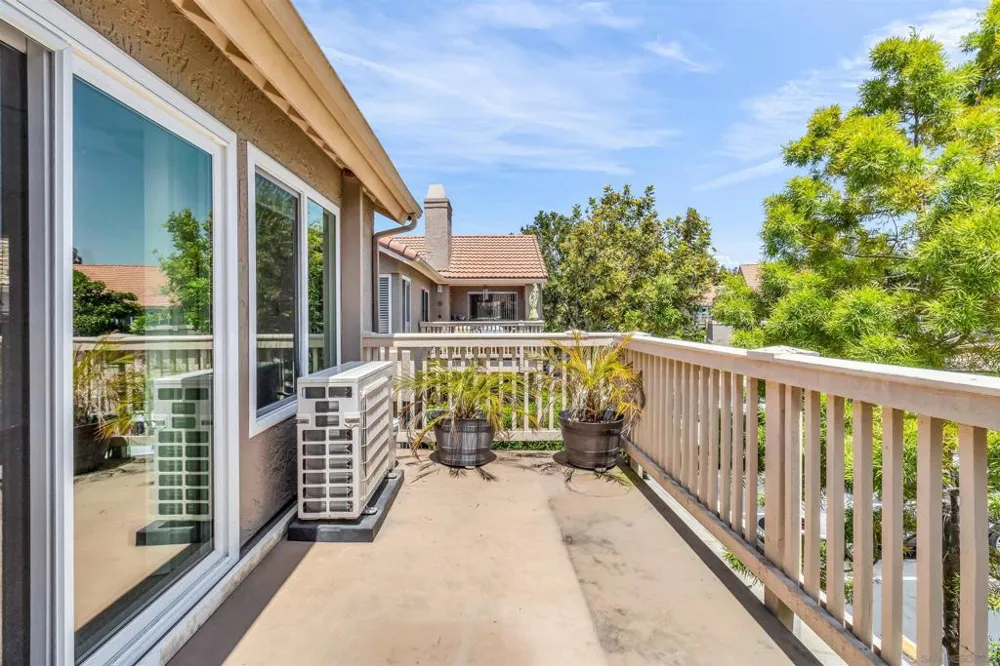930 Via Mil Cumbres #164 Solana Beach, CA 92075