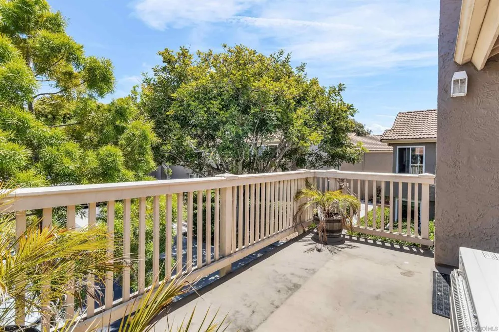 930 Via Mil Cumbres #164 Solana Beach, CA 92075