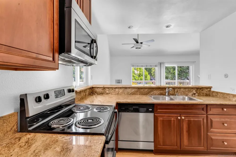 930 Via Mil Cumbres #164 Solana Beach, CA 92075