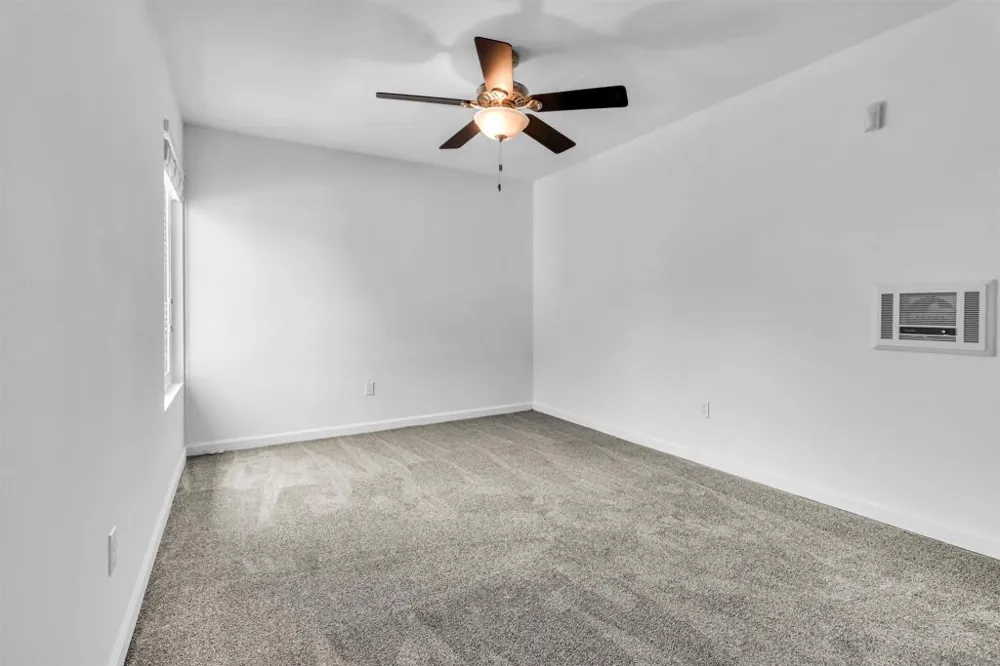 930 Via Mil Cumbres #164 Solana Beach, CA 92075
